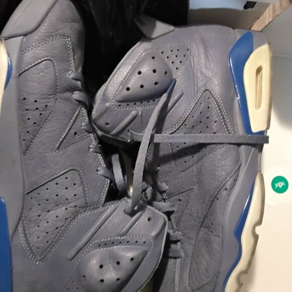 Jordan 6 diffused size 15